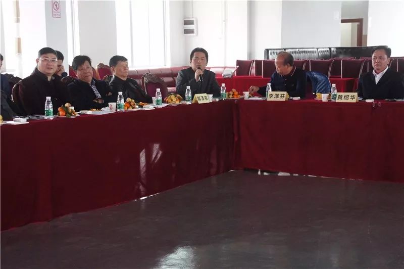 “凝聚正能量，譜寫新篇章——2018會長（擴大）迎新座談會”在賽思達成功召開